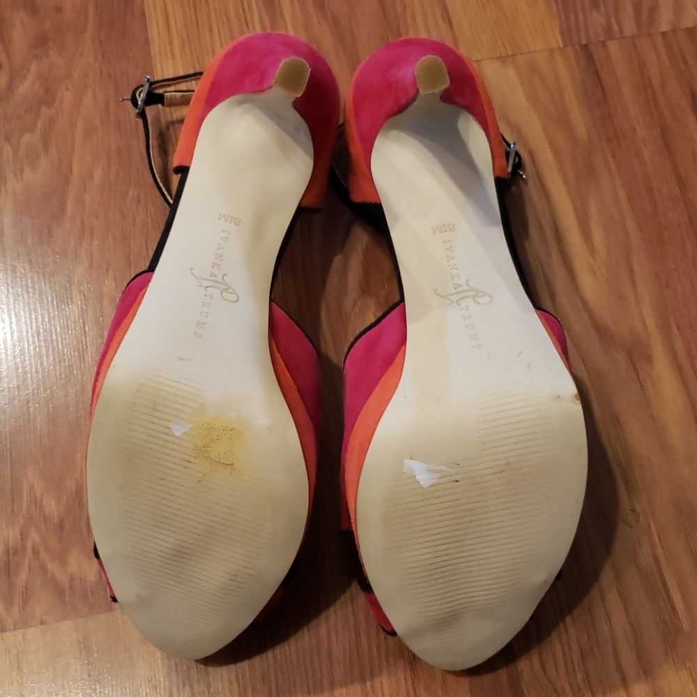 NWOT Ivanka Trump Size 8.5 Multi-Colored Heels - Picture 3 of 6
